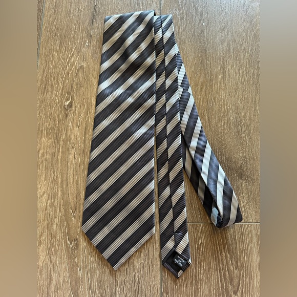 Axcess Grey Striped Tie - Picture 1 of 3